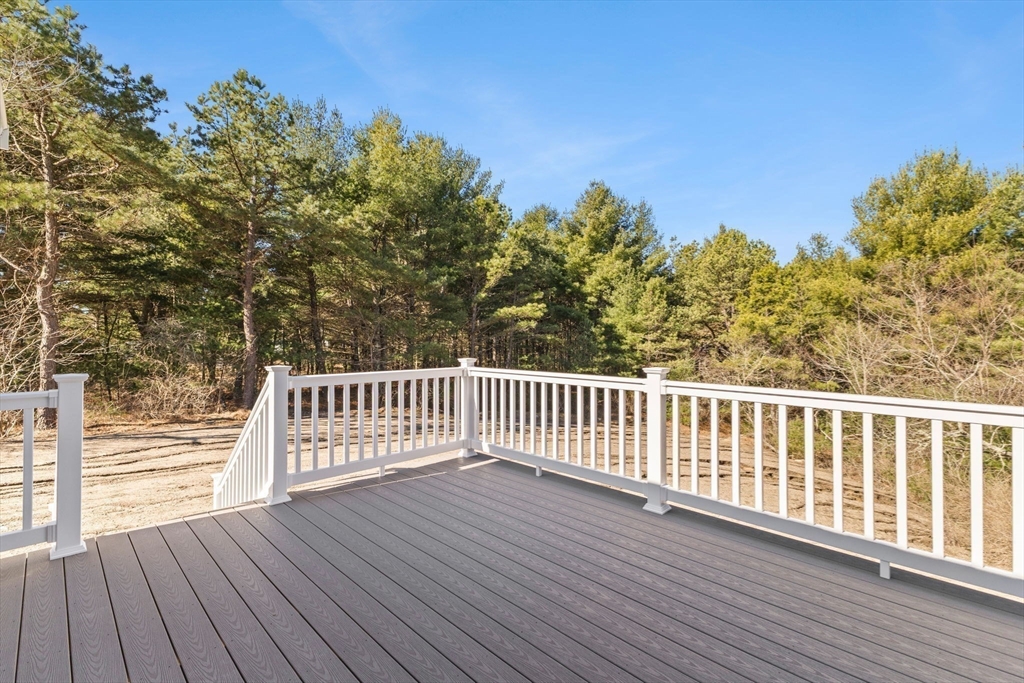 310 Charge Pond Road Wareham, MA 02571 - Photo 8 of 38