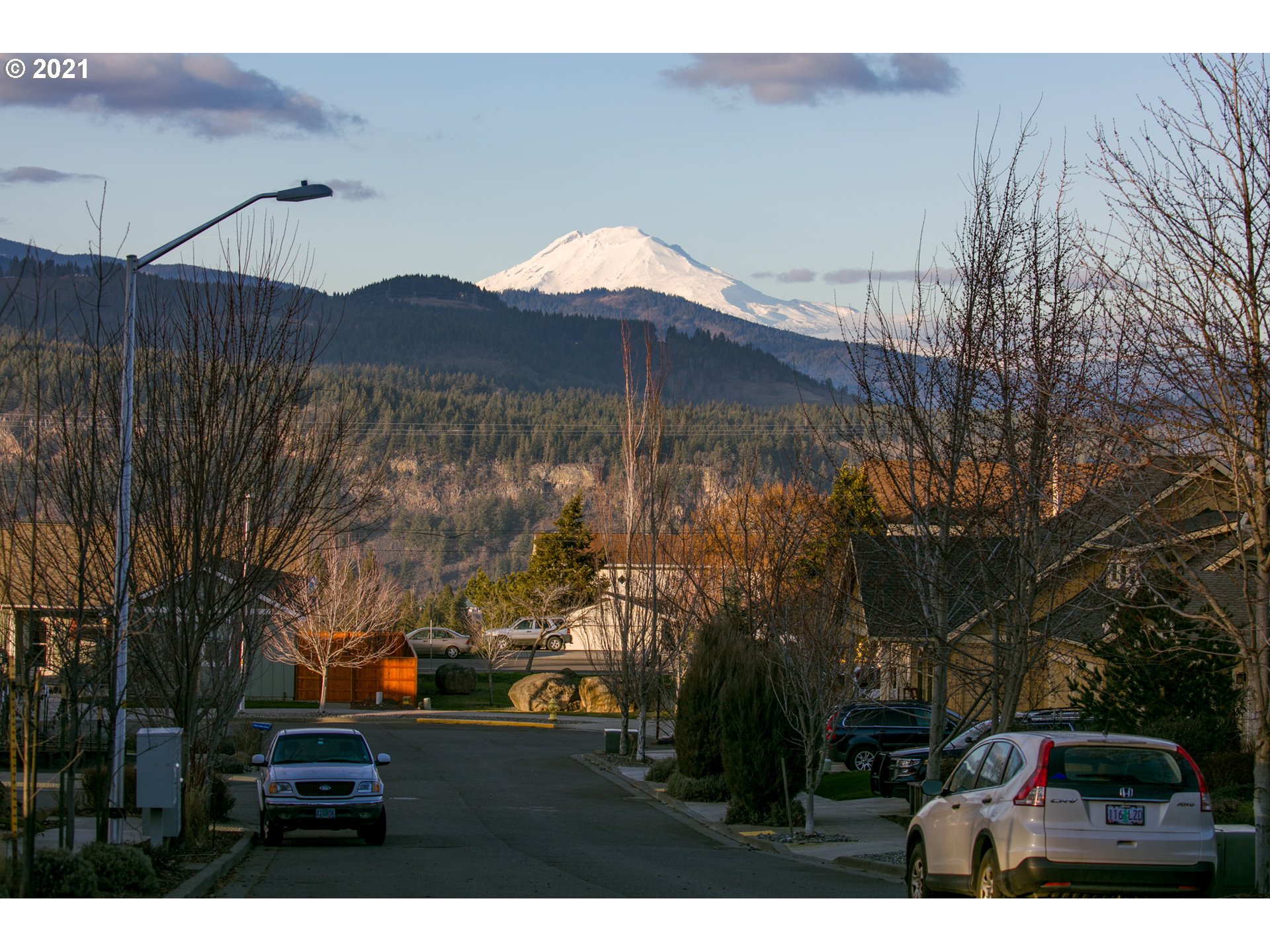 1109 Redtail Loop Hood River, OR 97031 - Photo 2 of 30 Gallery Image 2