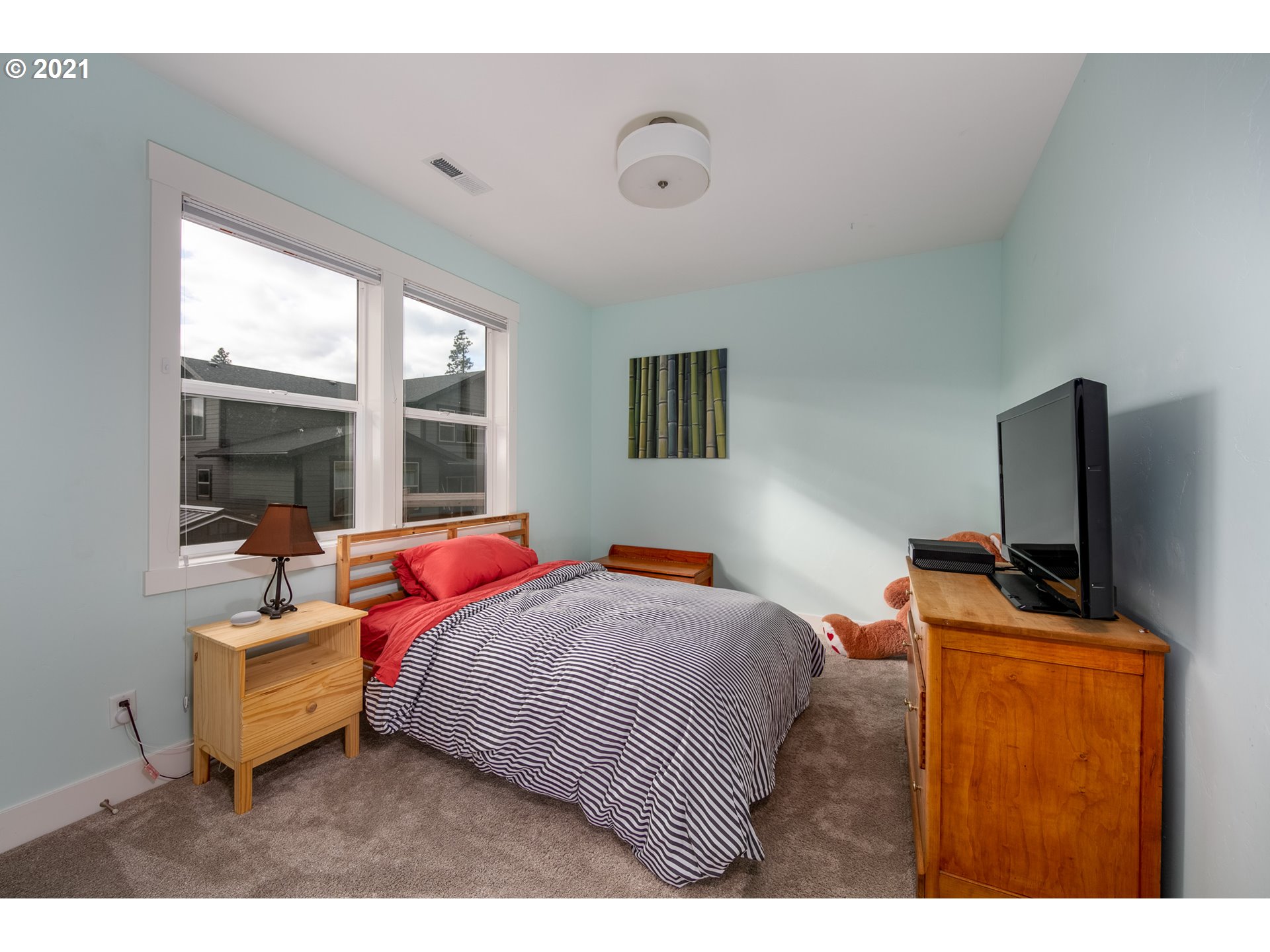 1109 Redtail Loop Hood River, OR 97031 - Photo 18 of 30 Gallery Image 18