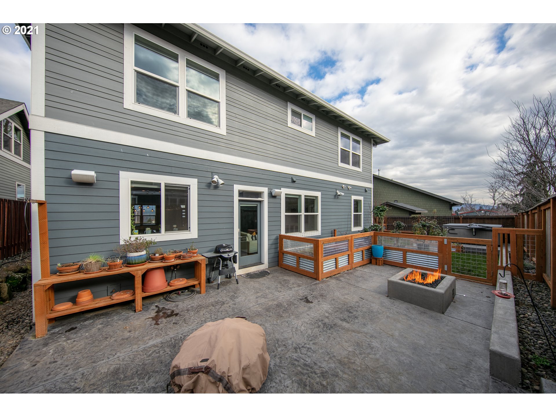 1109 Redtail Loop Hood River, OR 97031 - Photo 25 of 30 Gallery Image 25