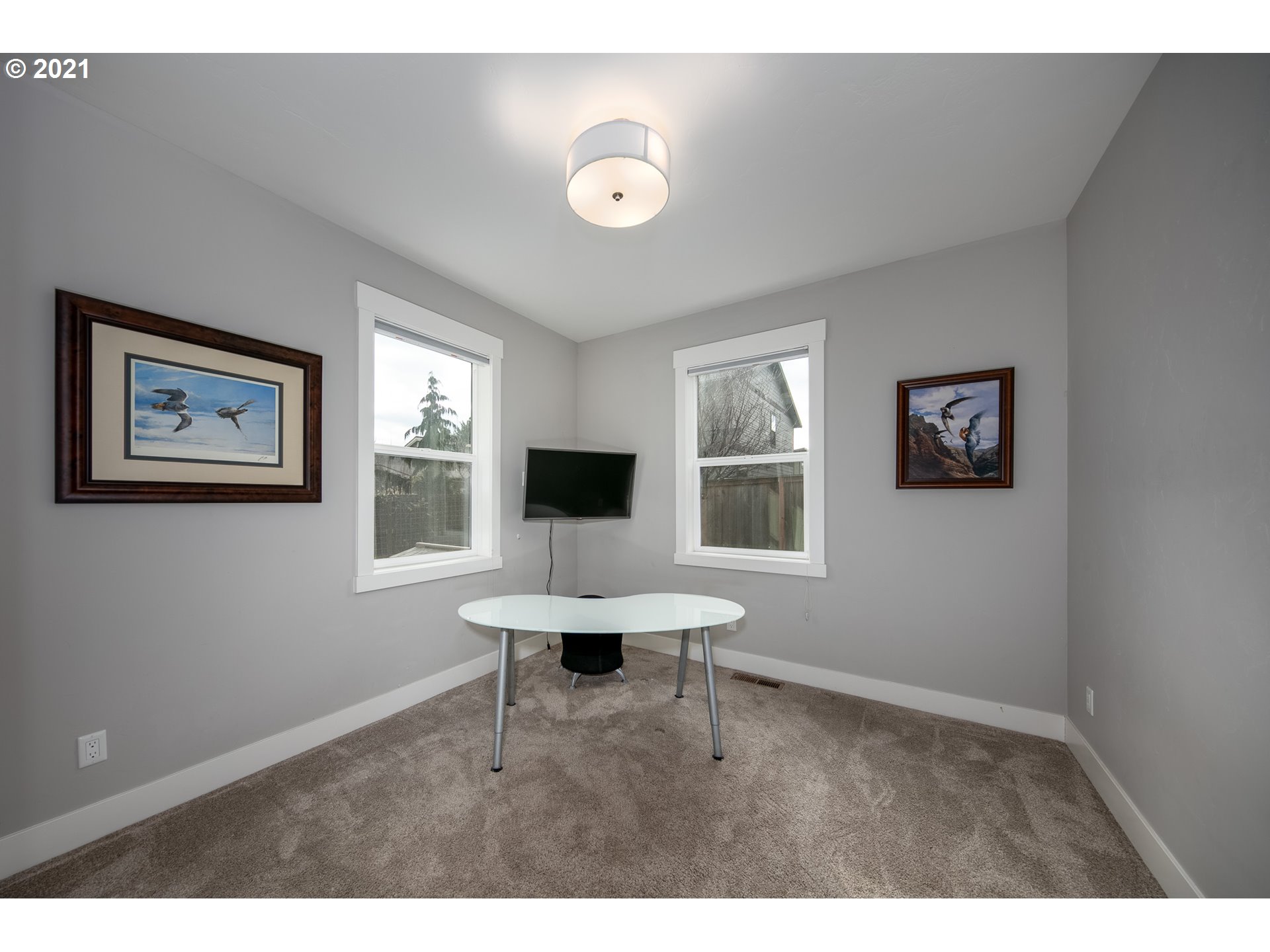 1109 Redtail Loop Hood River, OR 97031 - Photo 10 of 30 Gallery Image 10