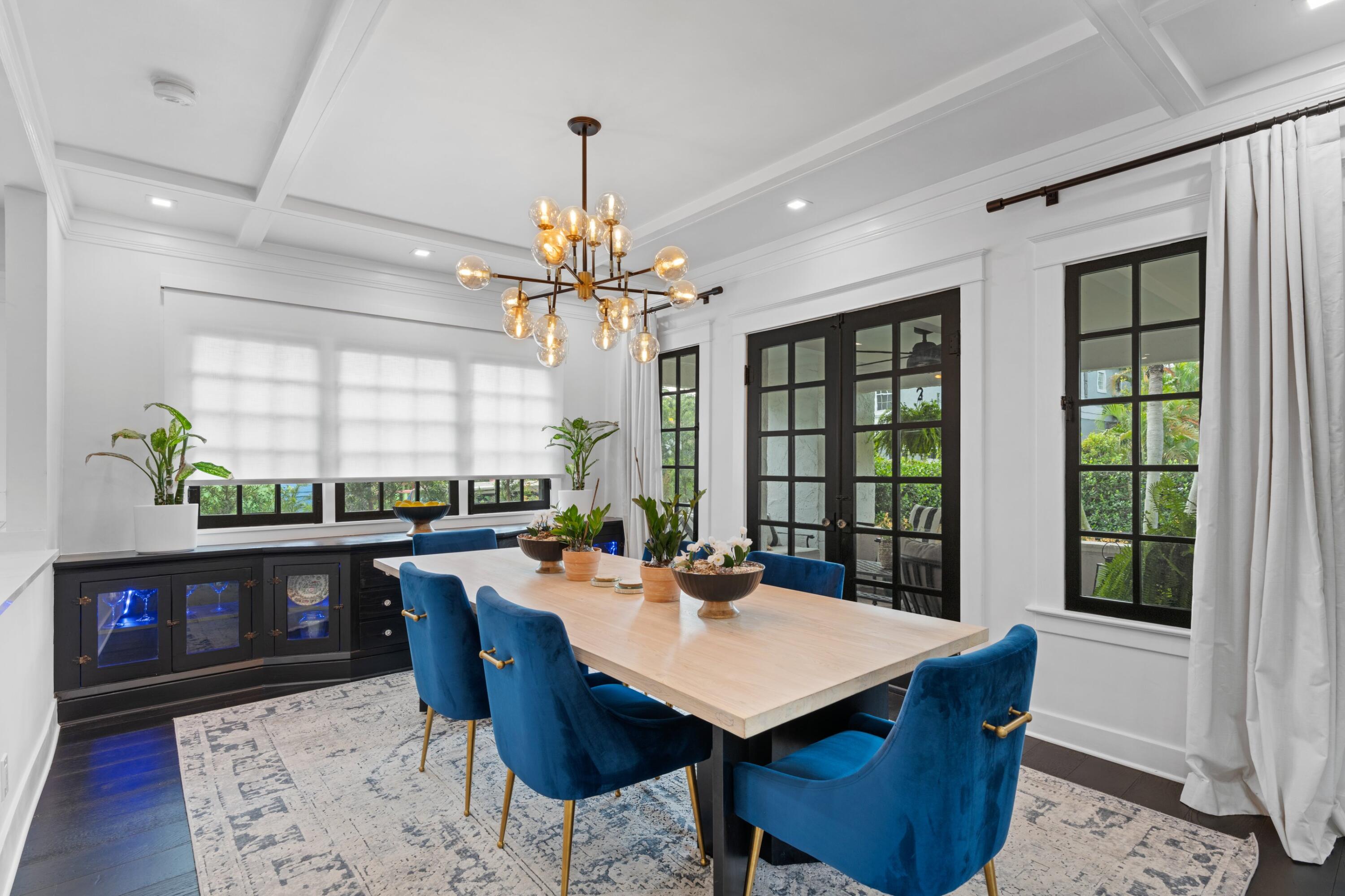 317 Vallette Way West Palm Beach, FL 33401 - Photo 11 of 55 IMG_9897