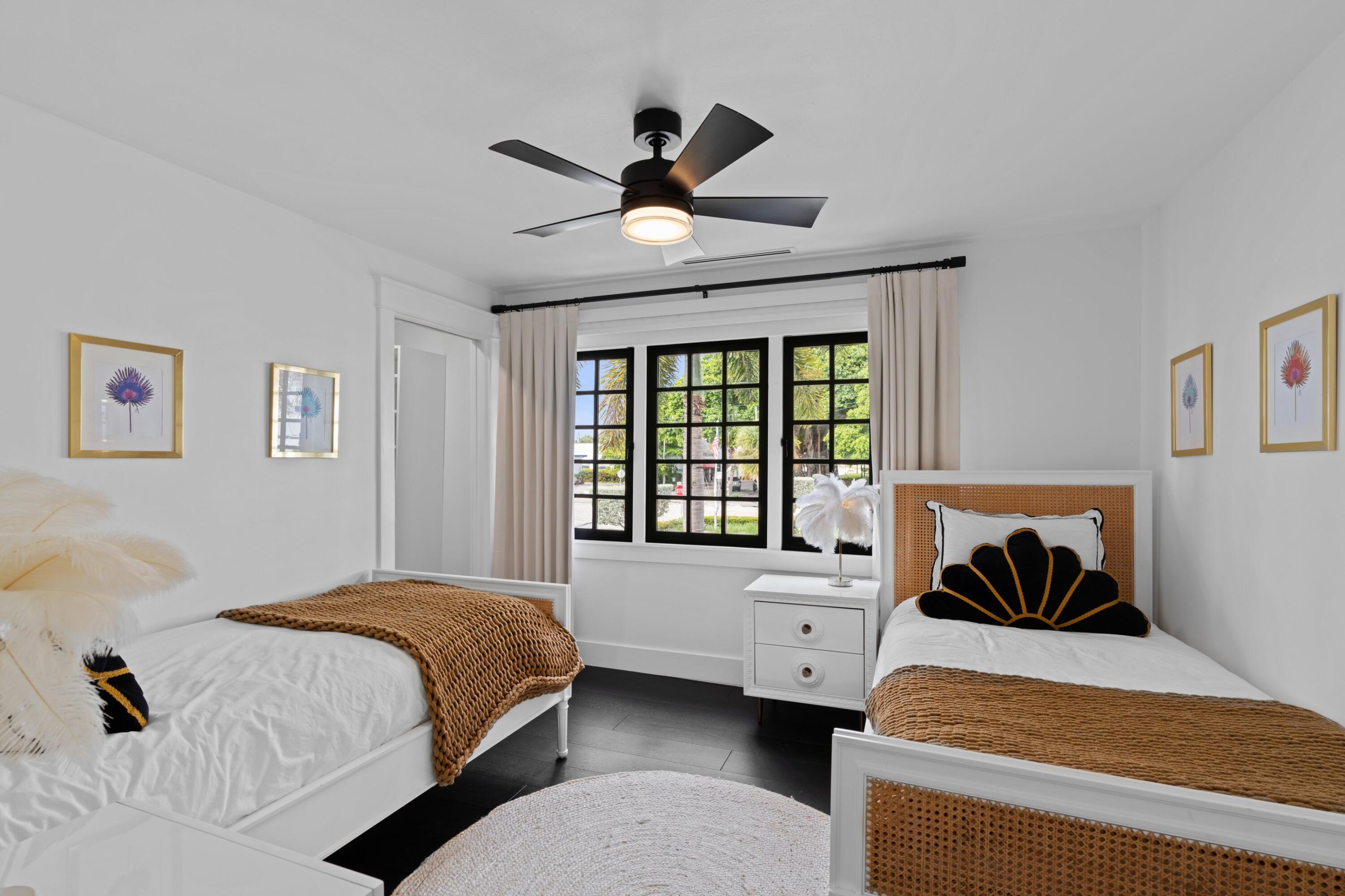 317 Vallette Way West Palm Beach, FL 33401 - Photo 26 of 55 IMG_9900