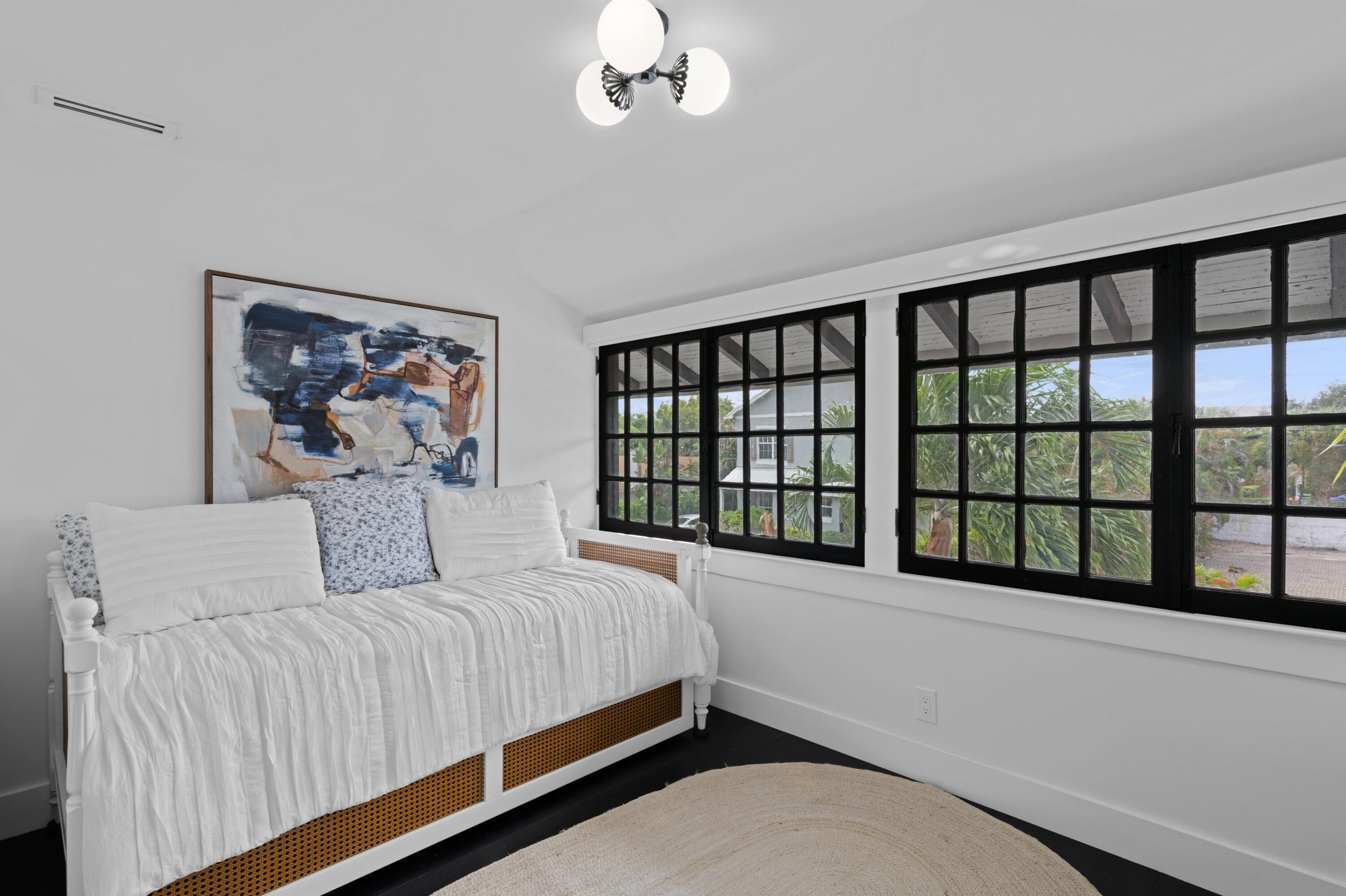 317 Vallette Way West Palm Beach, FL 33401 - Photo 30 of 55 IMG_9906