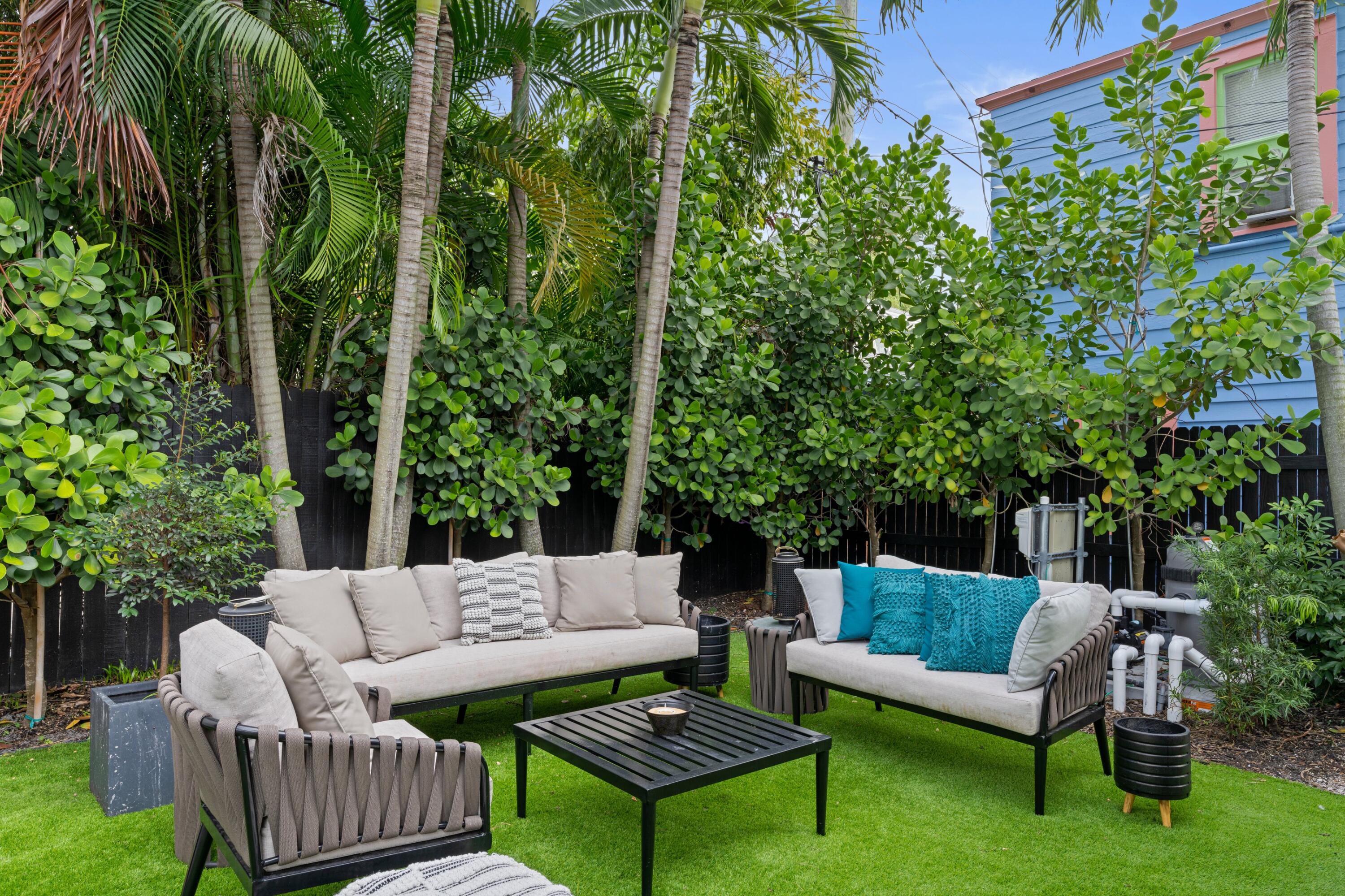 317 Vallette Way West Palm Beach, FL 33401 - Photo 37 of 55 IMG_9869