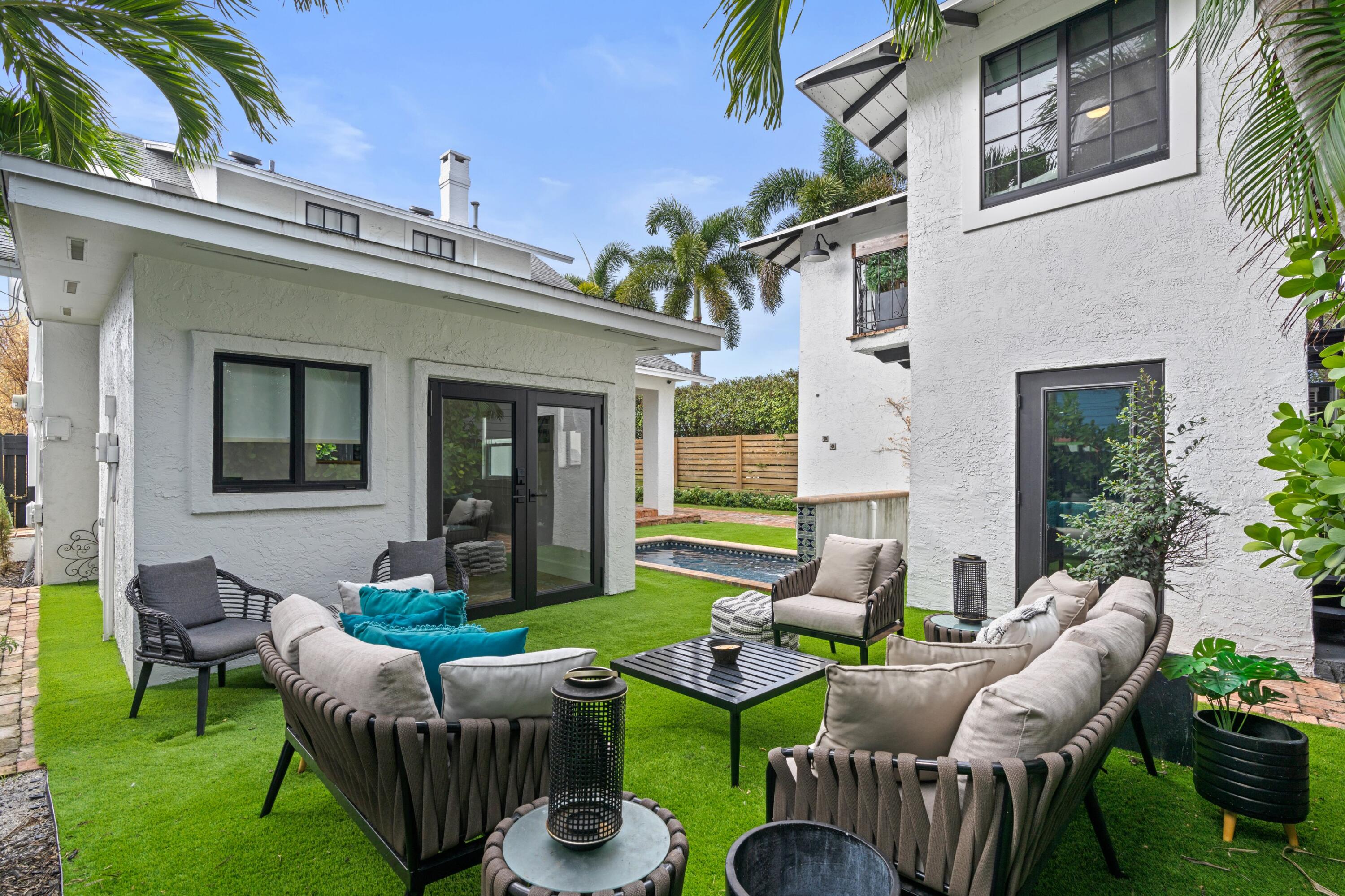 317 Vallette Way West Palm Beach, FL 33401 - Photo 38 of 55 IMG_9873