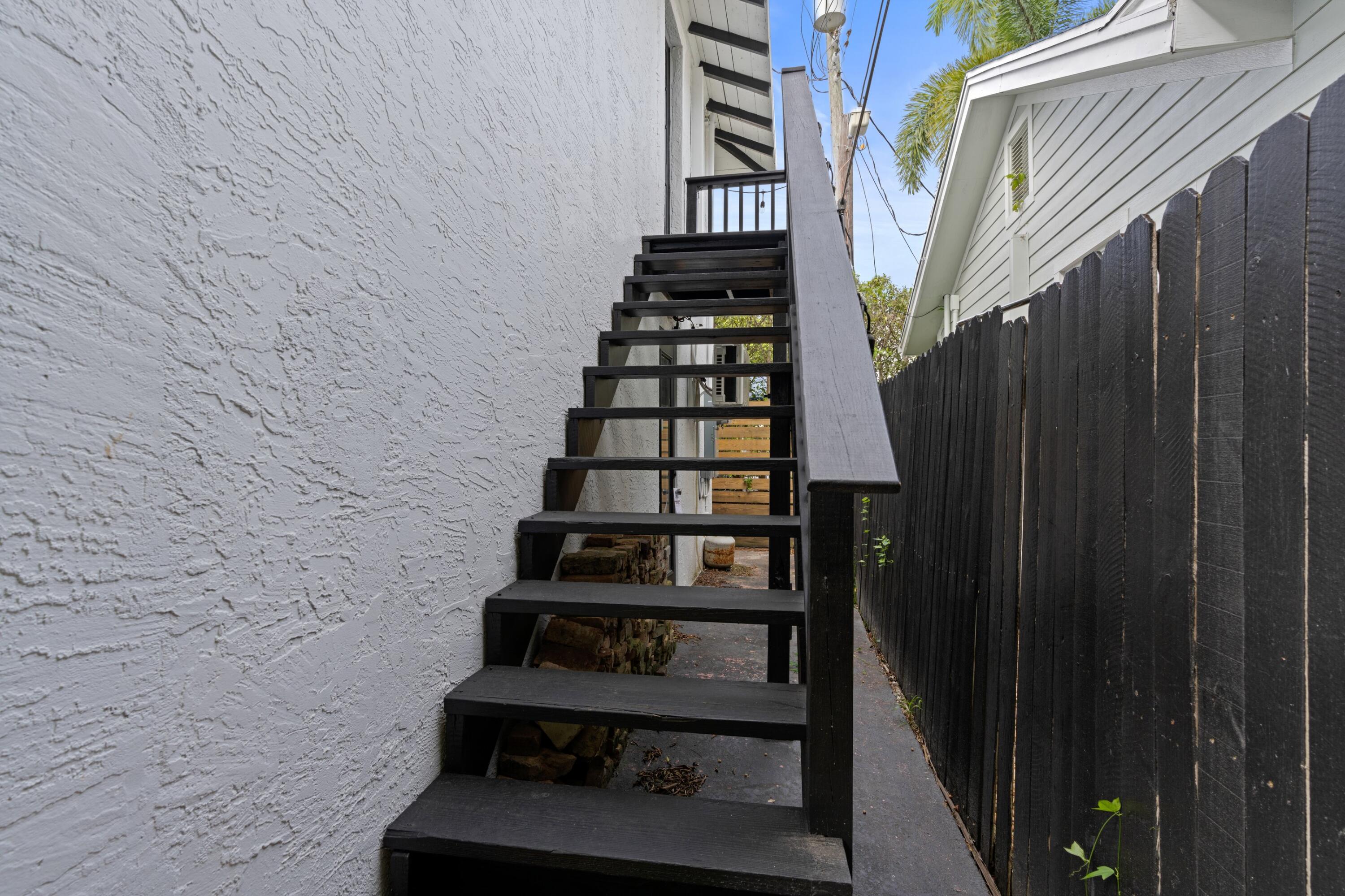 317 Vallette Way West Palm Beach, FL 33401 - Photo 44 of 55 IMG_9866