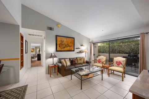 $385,000 | 222 North Calle El Segundo, Unit 502, Palm Springs, CA 92262