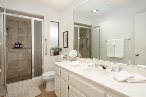 $385,000 | 222 North Calle El Segundo, Unit 502, Palm Springs, CA 92262