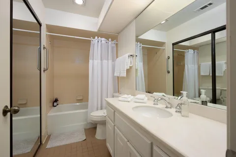 $385,000 | 222 North Calle El Segundo, Unit 502, Palm Springs, CA 92262