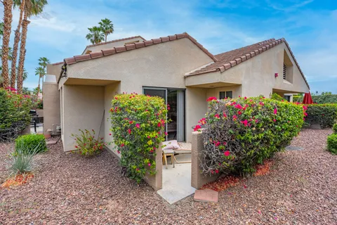 $385,000 | 222 North Calle El Segundo, Unit 502, Palm Springs, CA 92262