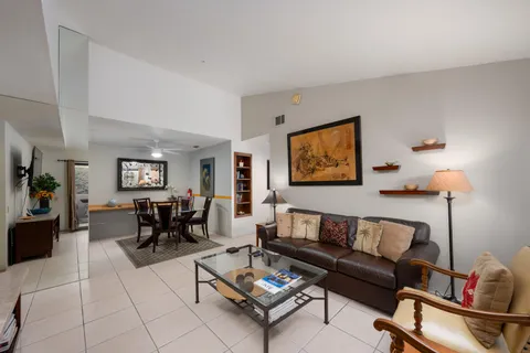 $385,000 | 222 North Calle El Segundo, Unit 502, Palm Springs, CA 92262