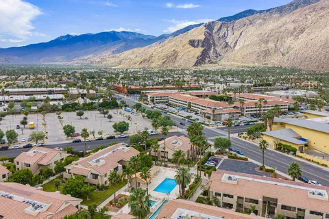 $385,000 | 222 North Calle El Segundo, Unit 502, Palm Springs, CA 92262
