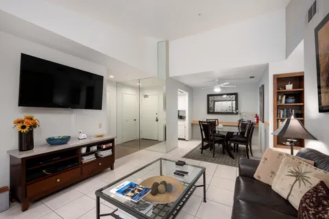 $385,000 | 222 North Calle El Segundo, Unit 502, Palm Springs, CA 92262