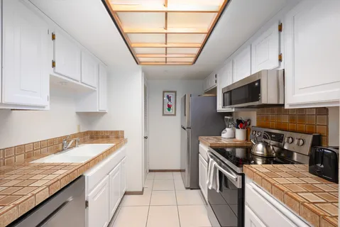 $385,000 | 222 North Calle El Segundo, Unit 502, Palm Springs, CA 92262