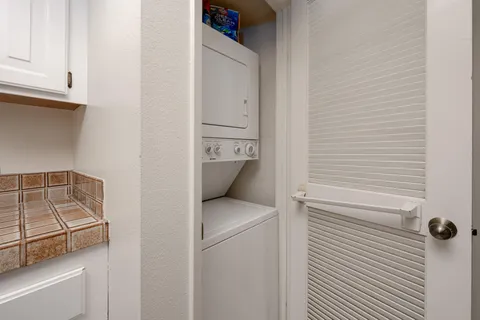 $385,000 | 222 North Calle El Segundo, Unit 502, Palm Springs, CA 92262