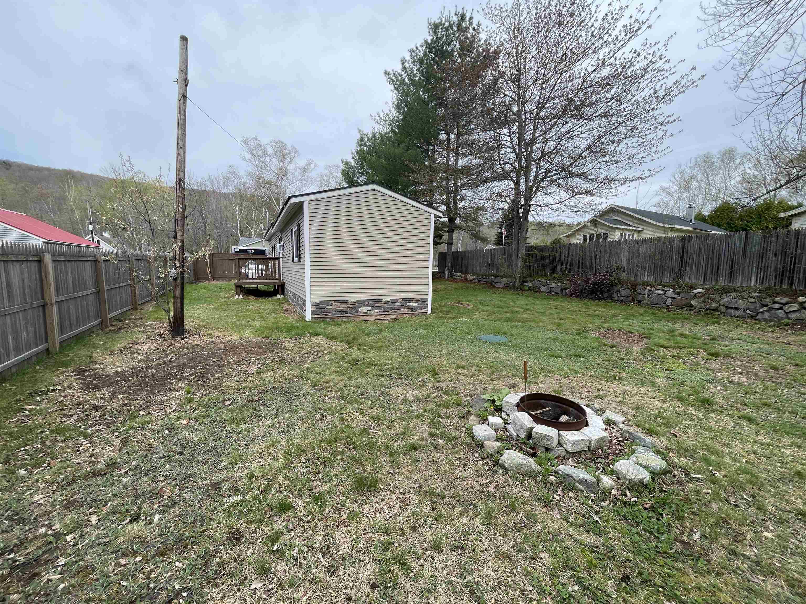 24 Ray Street Gorham, NH 03581 - Photo 5 of 18