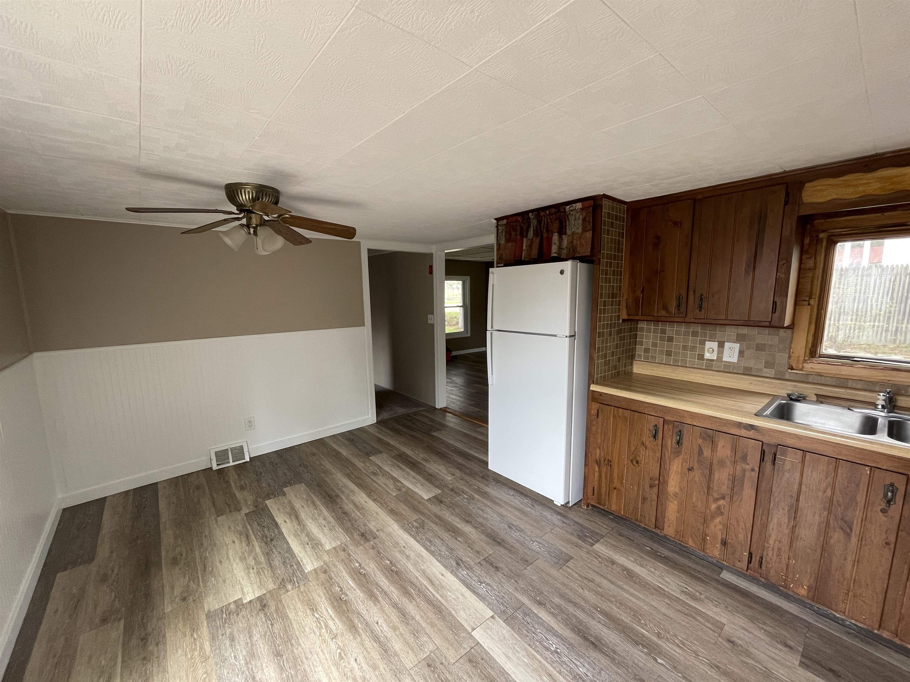 24 Ray Street Gorham, NH 03581 - Photo 7 of 18