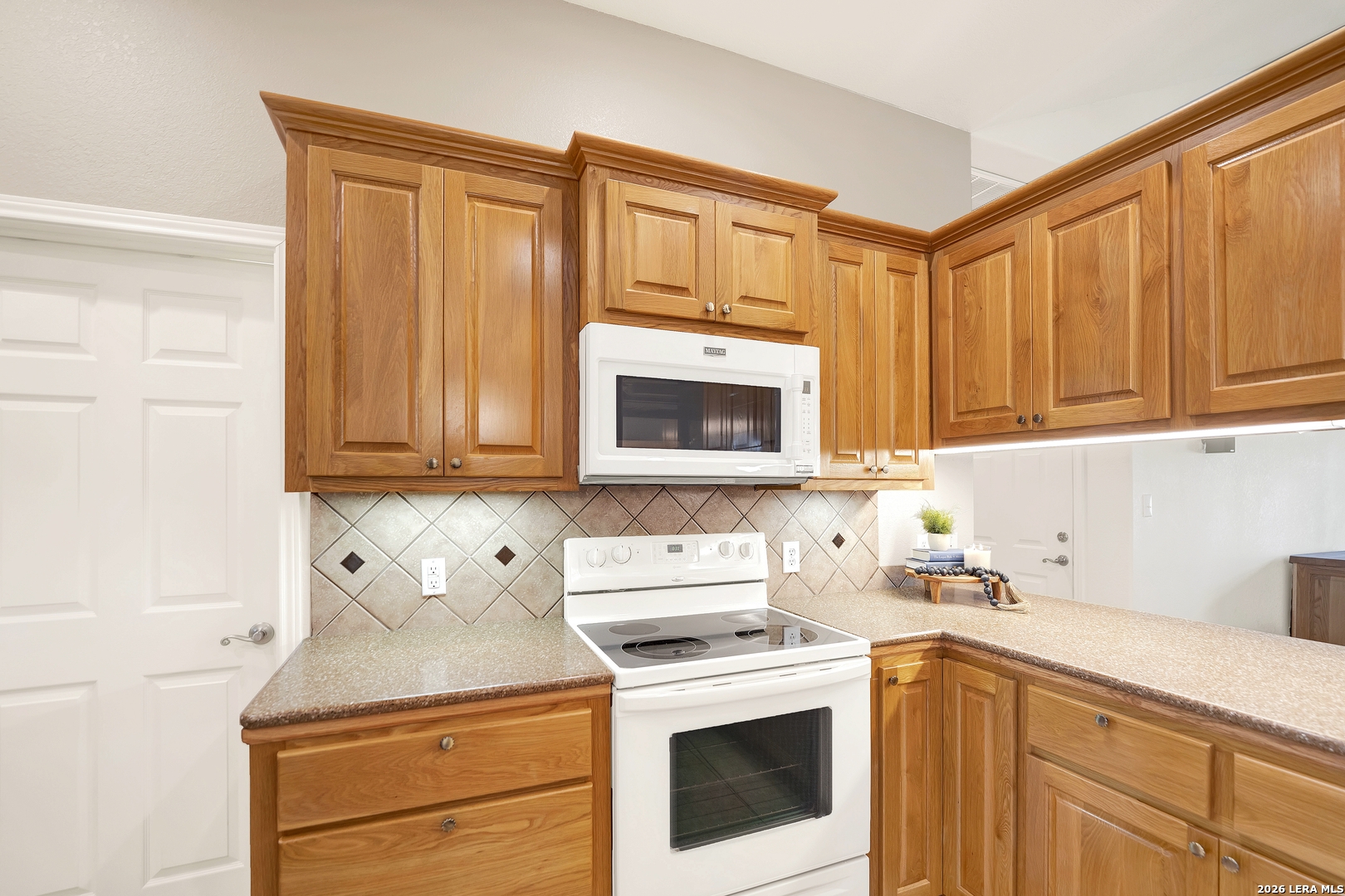 174 Edgewood Circle Bandera, TX 78003 - Photo 18 of 39