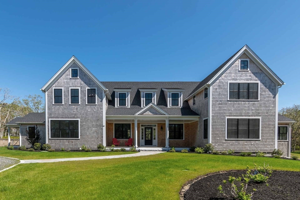 69 Division Road Edgartown, MA 02539 - Photo 2 of 31