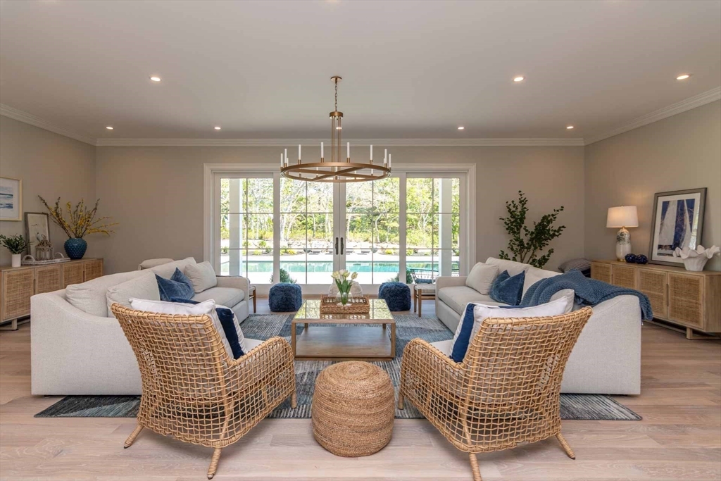 69 Division Road Edgartown, MA 02539 - Photo 3 of 31