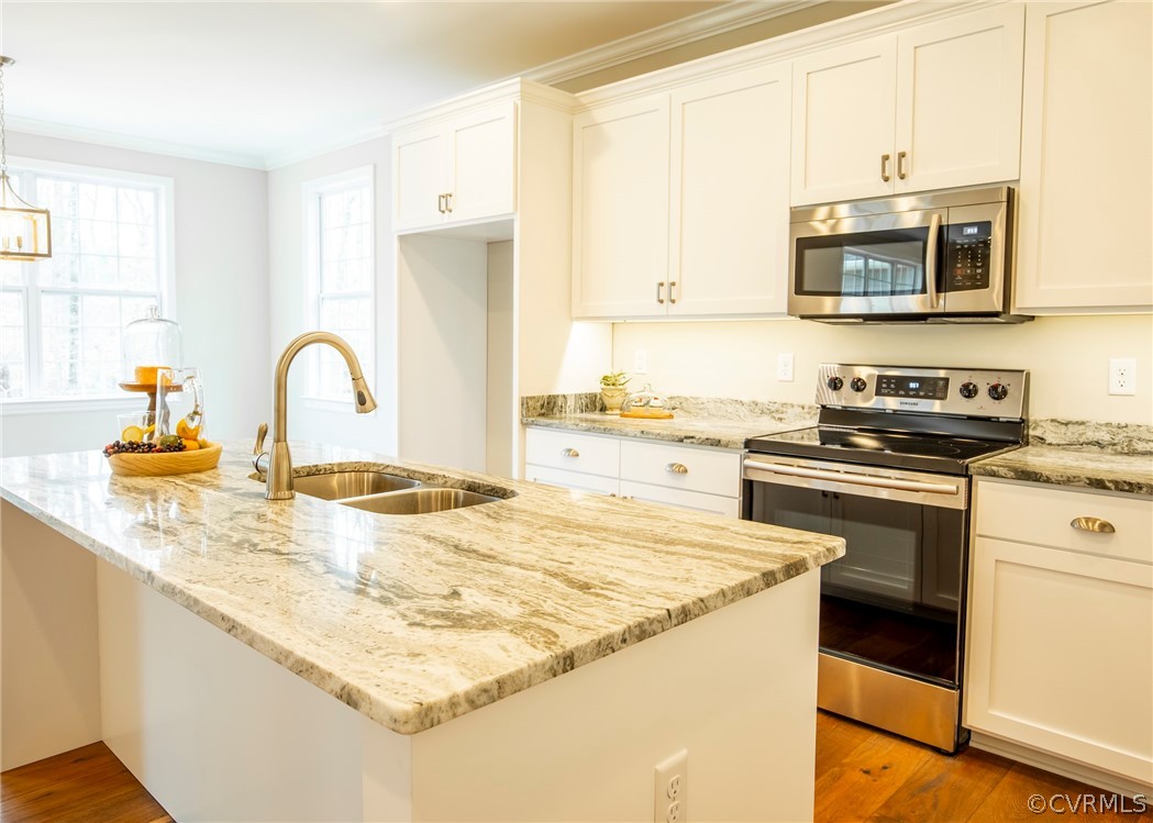 4370 Pierce Road Powhatan, VA 23139 - Photo 13 of 49 FANTASY BROWN GRANITE WITH LARGE BAR TOP DINING AR