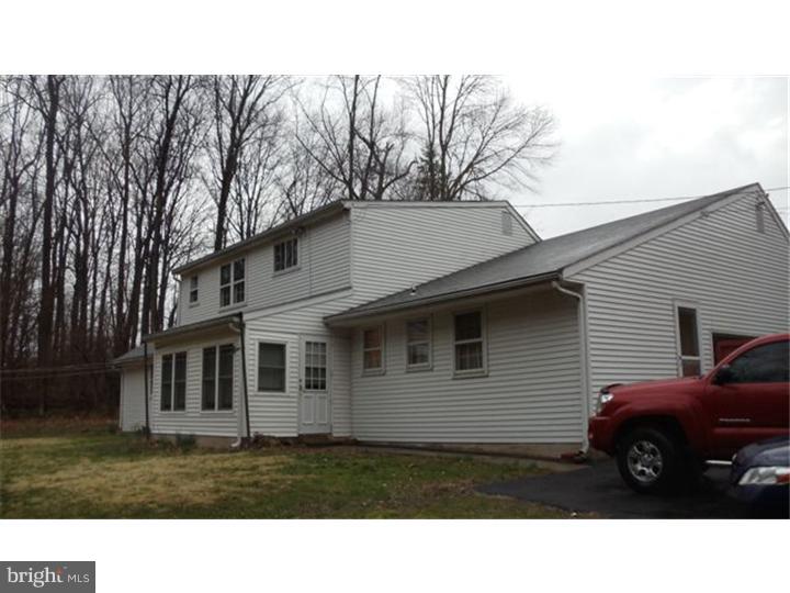 990 Apple Road Quakertown, PA 18951 - Photo 2 of 16 Exterior Back