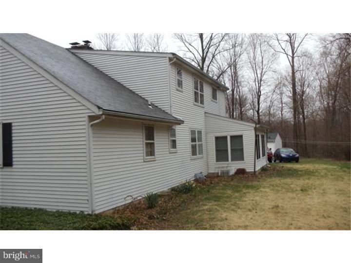 990 Apple Road Quakertown, PA 18951 - Photo 3 of 16 Exterior Side