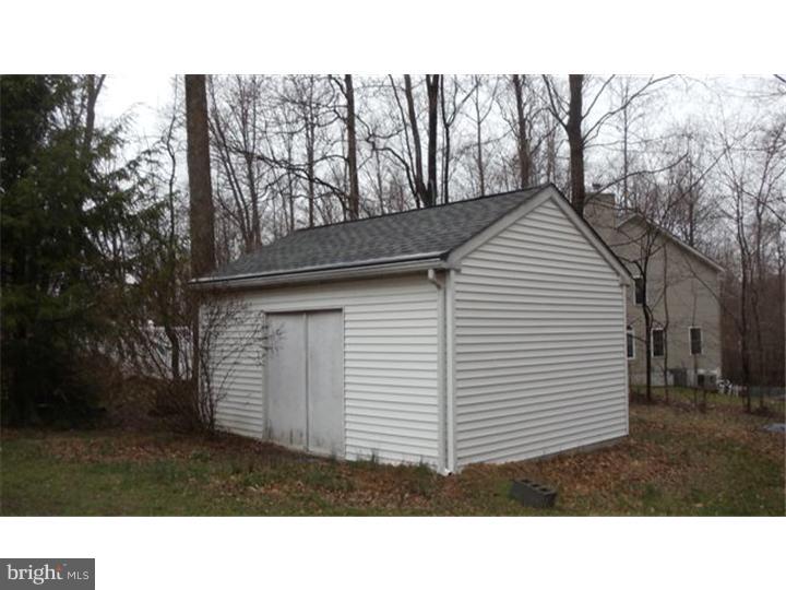 990 Apple Road Quakertown, PA 18951 - Photo 4 of 16 Storage Shed