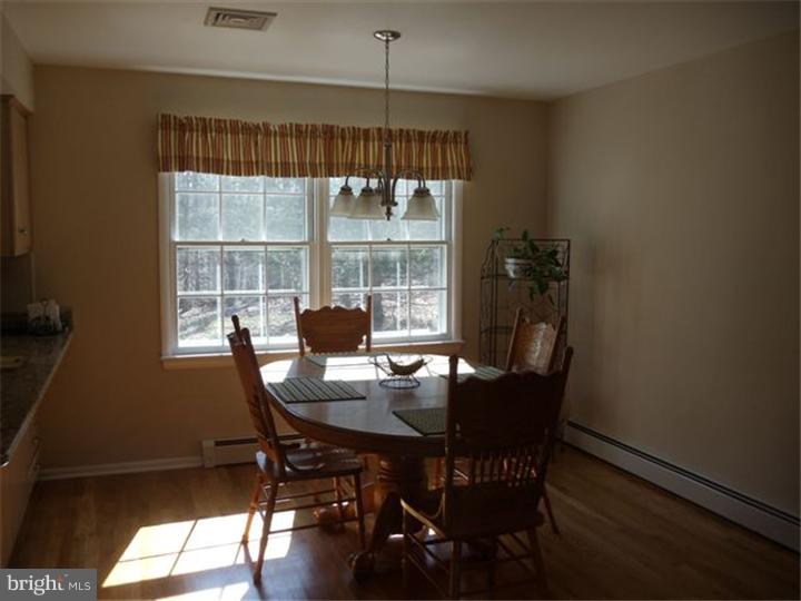 990 Apple Road Quakertown, PA 18951 - Photo 7 of 16 Dining Room