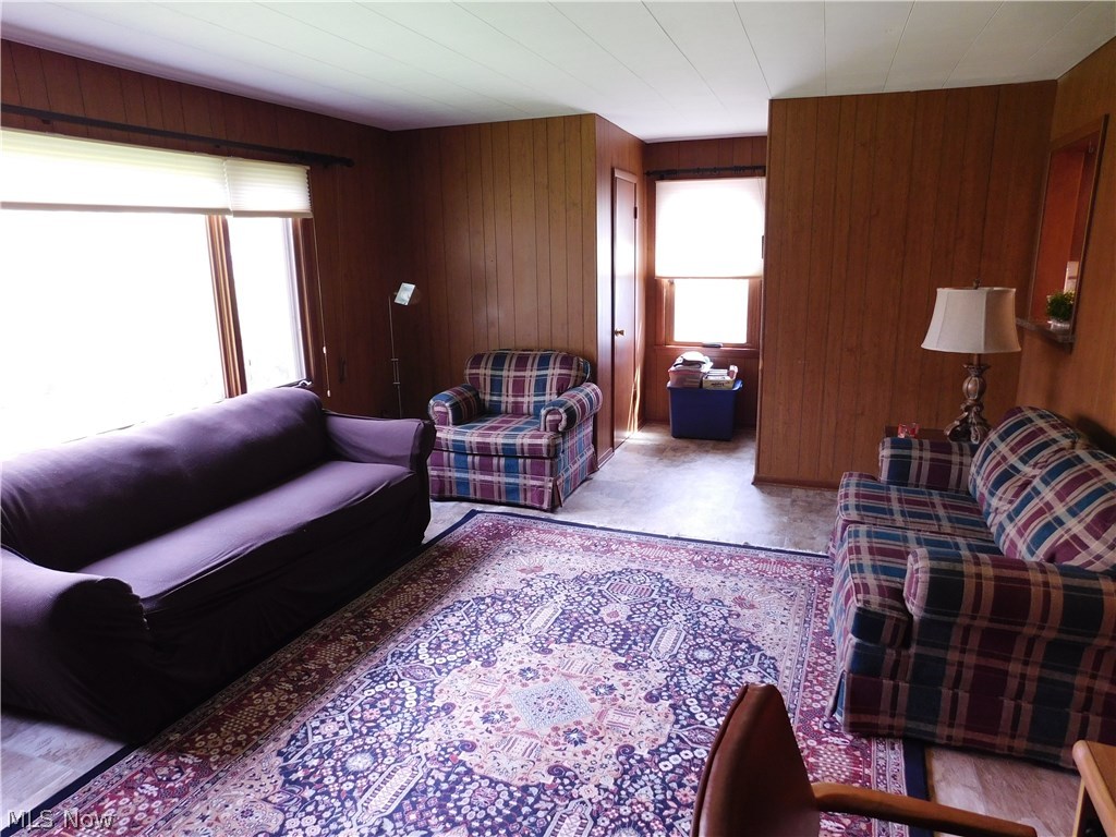 4109 Lowden Road Cleveland, OH 44121 - Photo 12 of 26