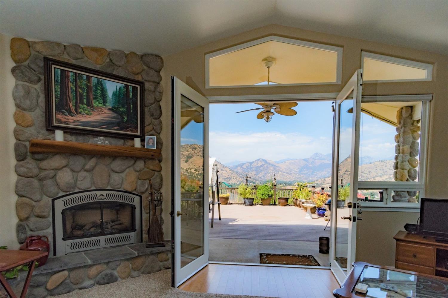 40653 Crystal Drive Three Rivers, CA 93271 - Photo 1 of 44 Primary Photo