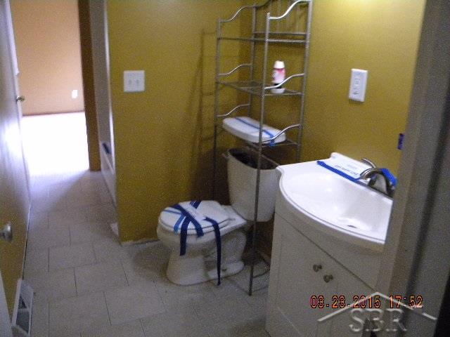 1425 East Moore Road Saginaw, MI 48601 - Photo 10 of 12 31216841-9.JPG