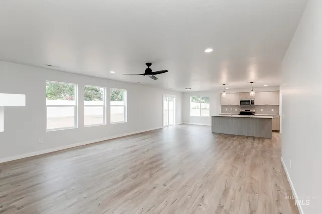 $594,990 | 920 East Perjue Basin Drive, Nampa, ID 83686