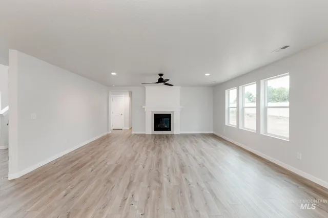 $594,990 | 920 East Perjue Basin Drive, Nampa, ID 83686