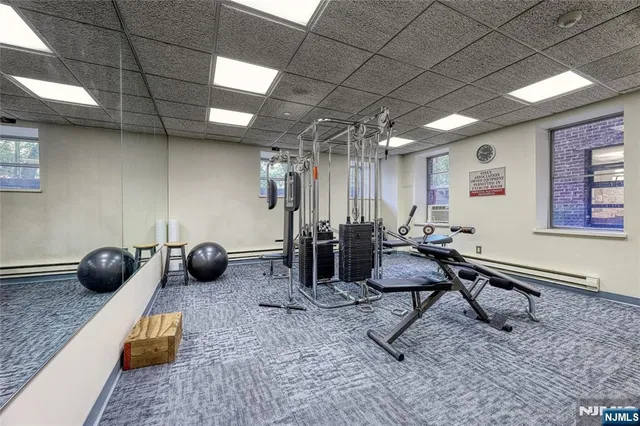 $2,295 | 100 East Palisade Avenue, Unit D34, Englewood, NJ 07631