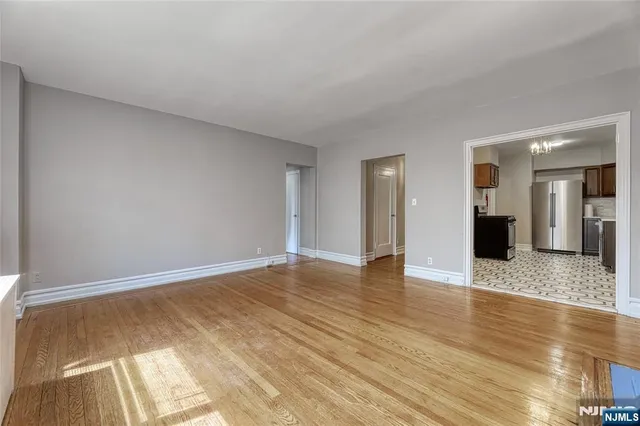 $2,295 | 100 East Palisade Avenue, Unit D34, Englewood, NJ 07631