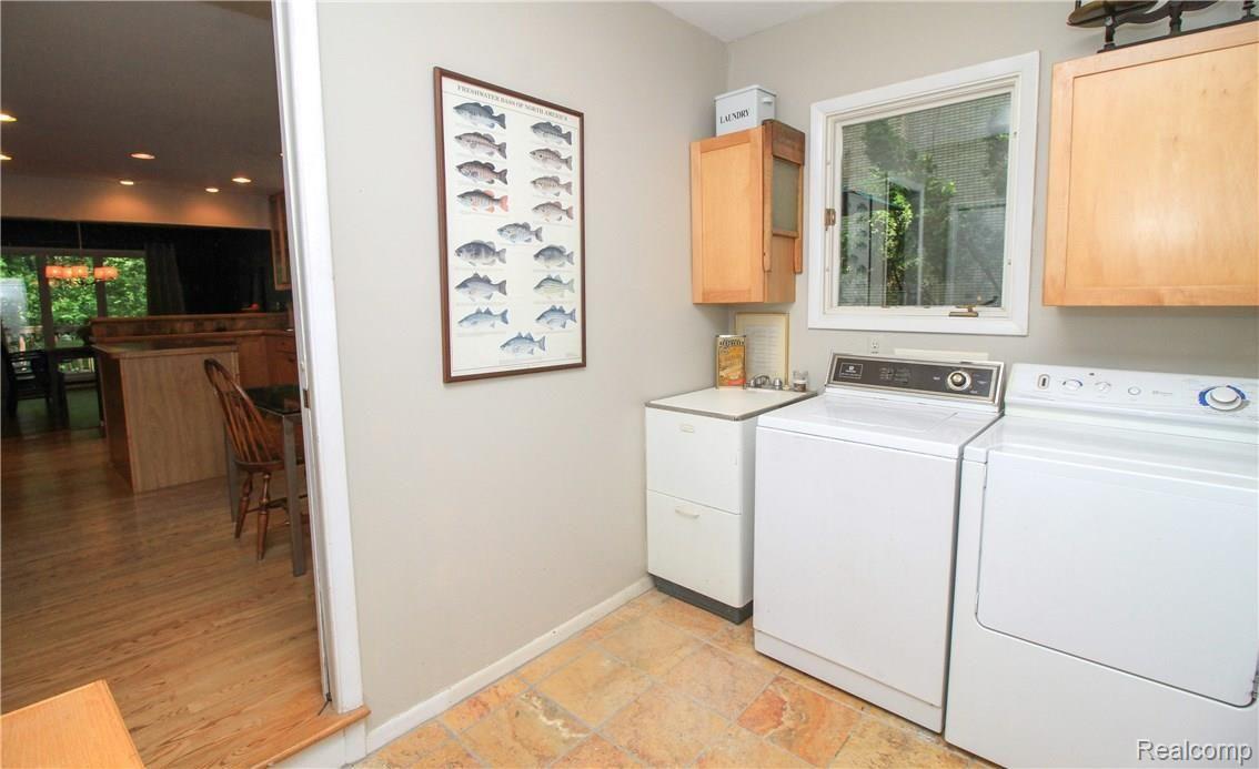 8374 Deerwood Road Clarkston, MI 48348 - Photo 22 of 38 Laundry off Kitchen