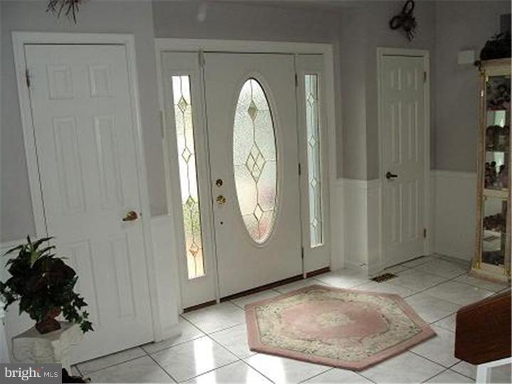 65 Penn Road Voorhees, NJ 08043 - Photo 2 of 22 Foyer