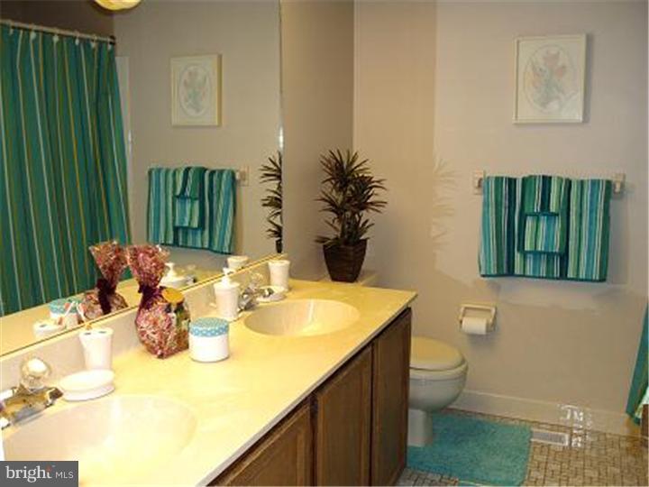 65 Penn Road Voorhees, NJ 08043 - Photo 21 of 22 Bedroom - Main