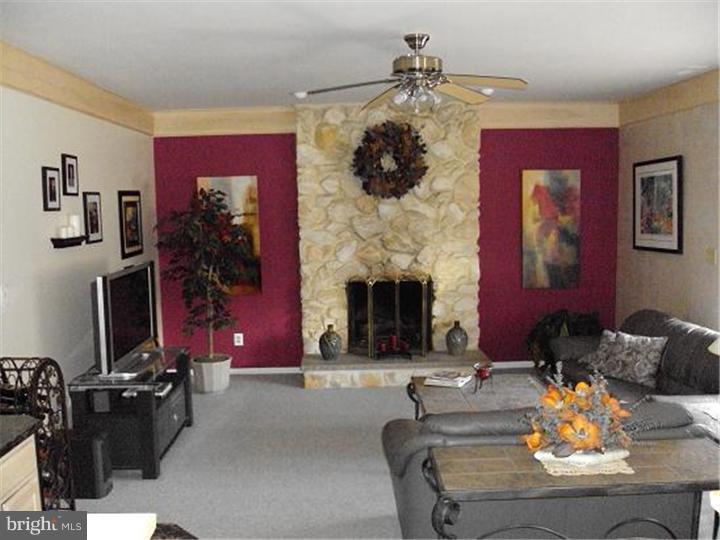 65 Penn Road Voorhees, NJ 08043 - Photo 9 of 22 Family Room
