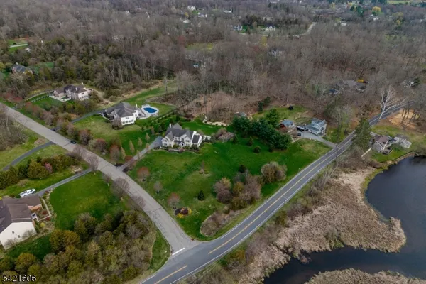 $1,097,000 | 2 Stone Forge Road, Andover, NJ 07821