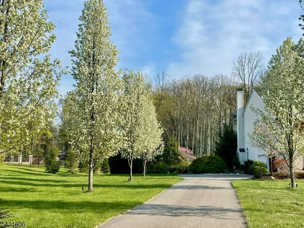 $1,097,000 | 2 Stone Forge Road, Andover, NJ 07821