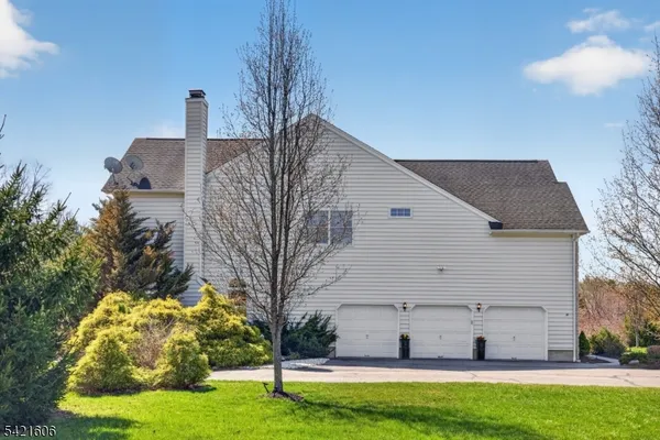 $1,097,000 | 2 Stone Forge Road, Andover, NJ 07821