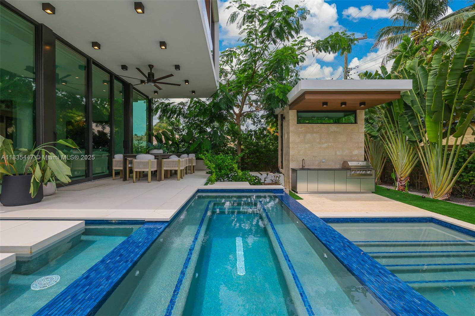 2355 Meridian Avenue Miami Beach, FL 33140 - Photo 18 of 26