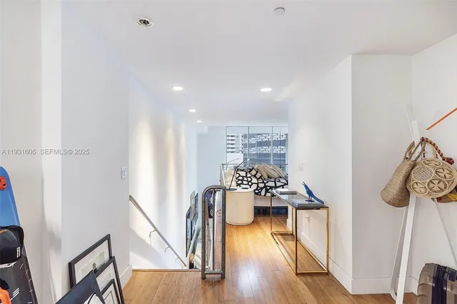 $3,200 | 1050 Brickell Avenue, Unit 212, Miami, FL 33131