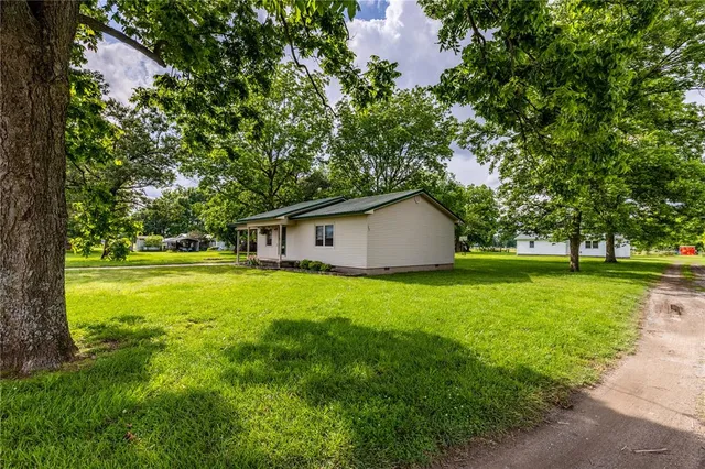 $175,000 | 20-30 Artic Lane, East Prairie, MO 63845