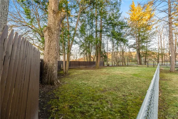 $519,000 | 1113 Parkway East, Utica, NY 13501