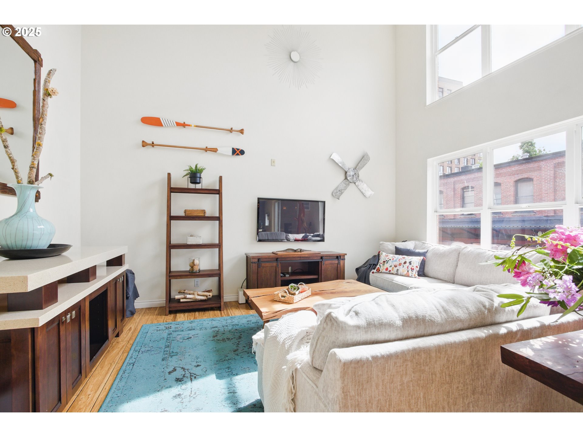 1009 Northwest Hoyt Street, Unit 210 Portland, OR 97209 - Photo 11 of 46