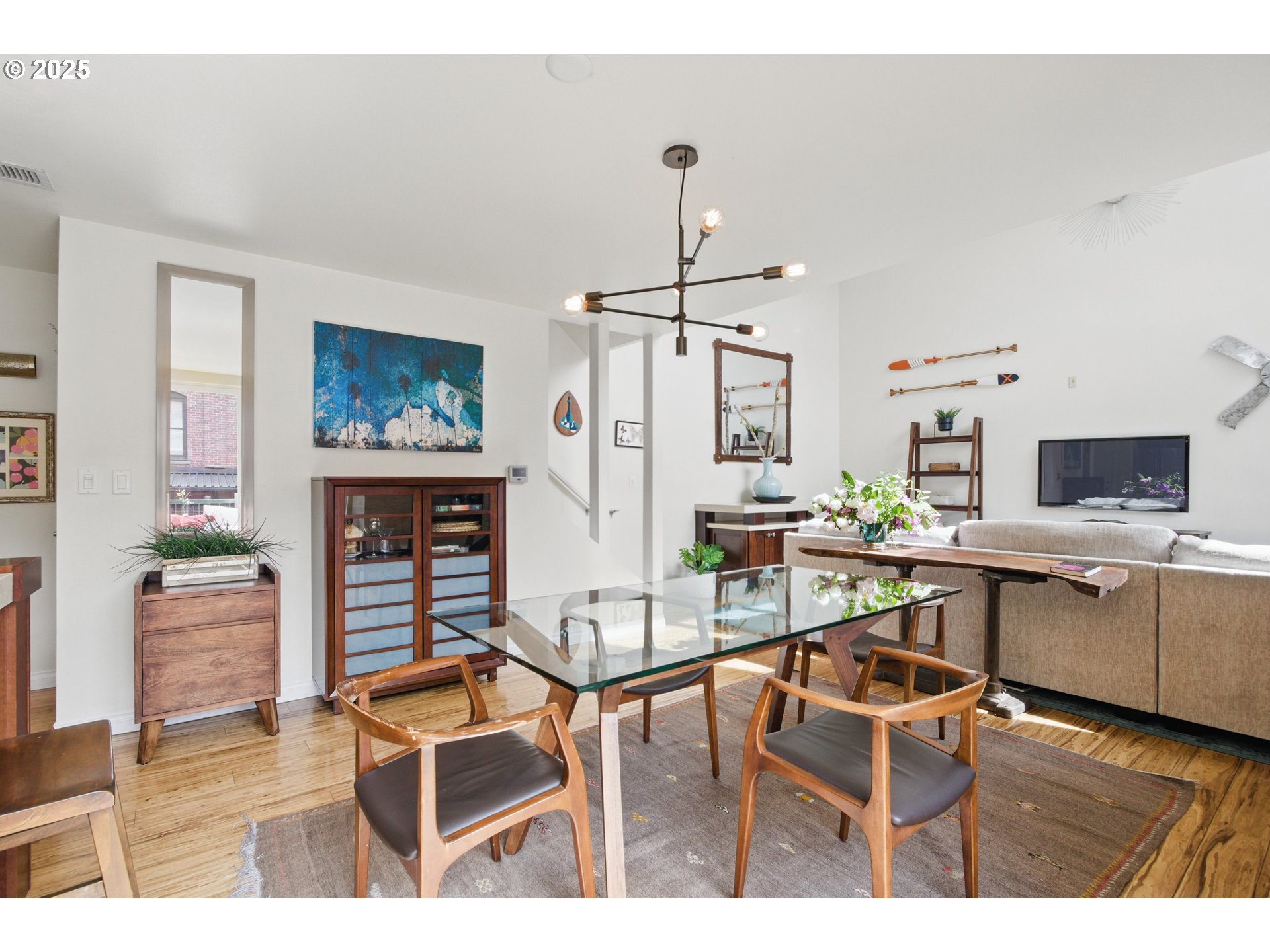 1009 Northwest Hoyt Street, Unit 210 Portland, OR 97209 - Photo 9 of 46